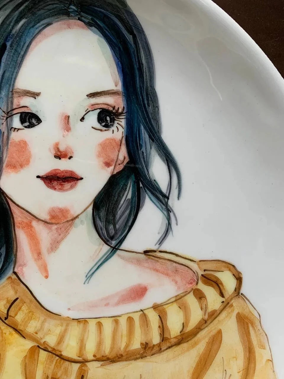Hand painted ceramic plate, 27cm girl