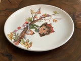 Hand-painted decorative ceramic plate, 27cm